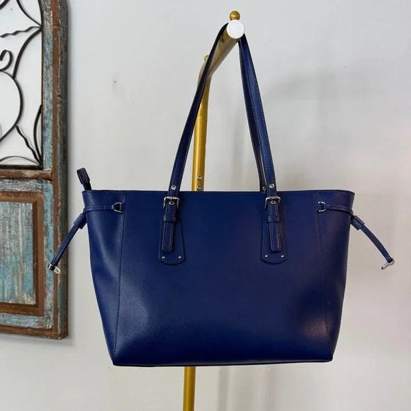 Michael Kors coated canvas Navy Blue Tote EUC - Picture 5 of 17